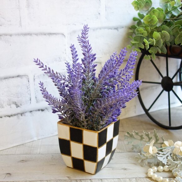 Checked Flower Pot Black and White Check Courtly Style Decor Buffalo Check Plant - Picture 3 of 7